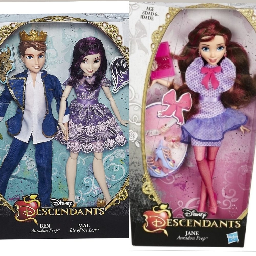 Descendants dolls